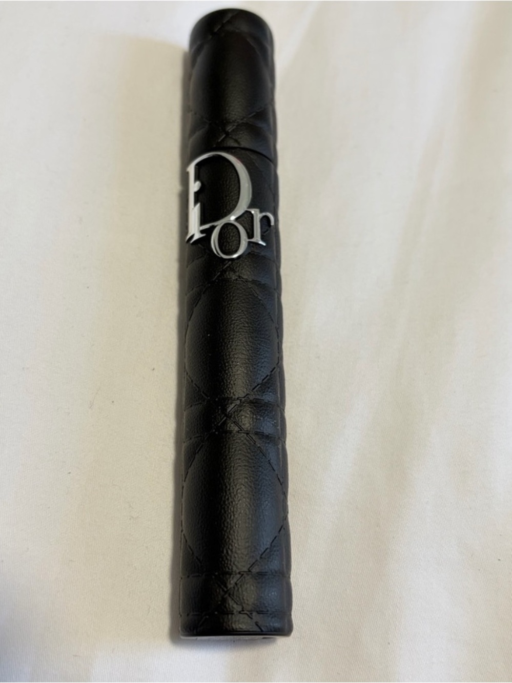 Dior DIORSHOW OVERVOLUMEN Black Mascara. FULL SIZE